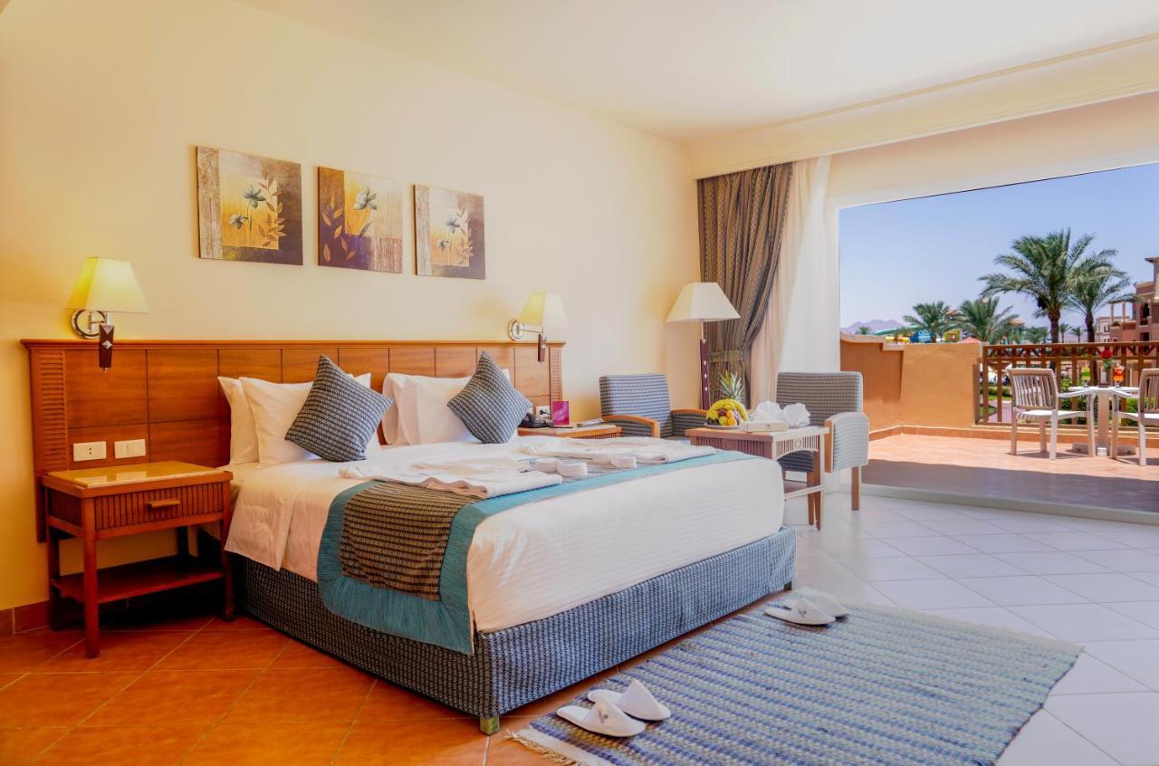 فندق Charmillion Club Aquapark شرم الشيخ المظهر الخارجي الصورة A room at the Hilton Sharm El Sheikh