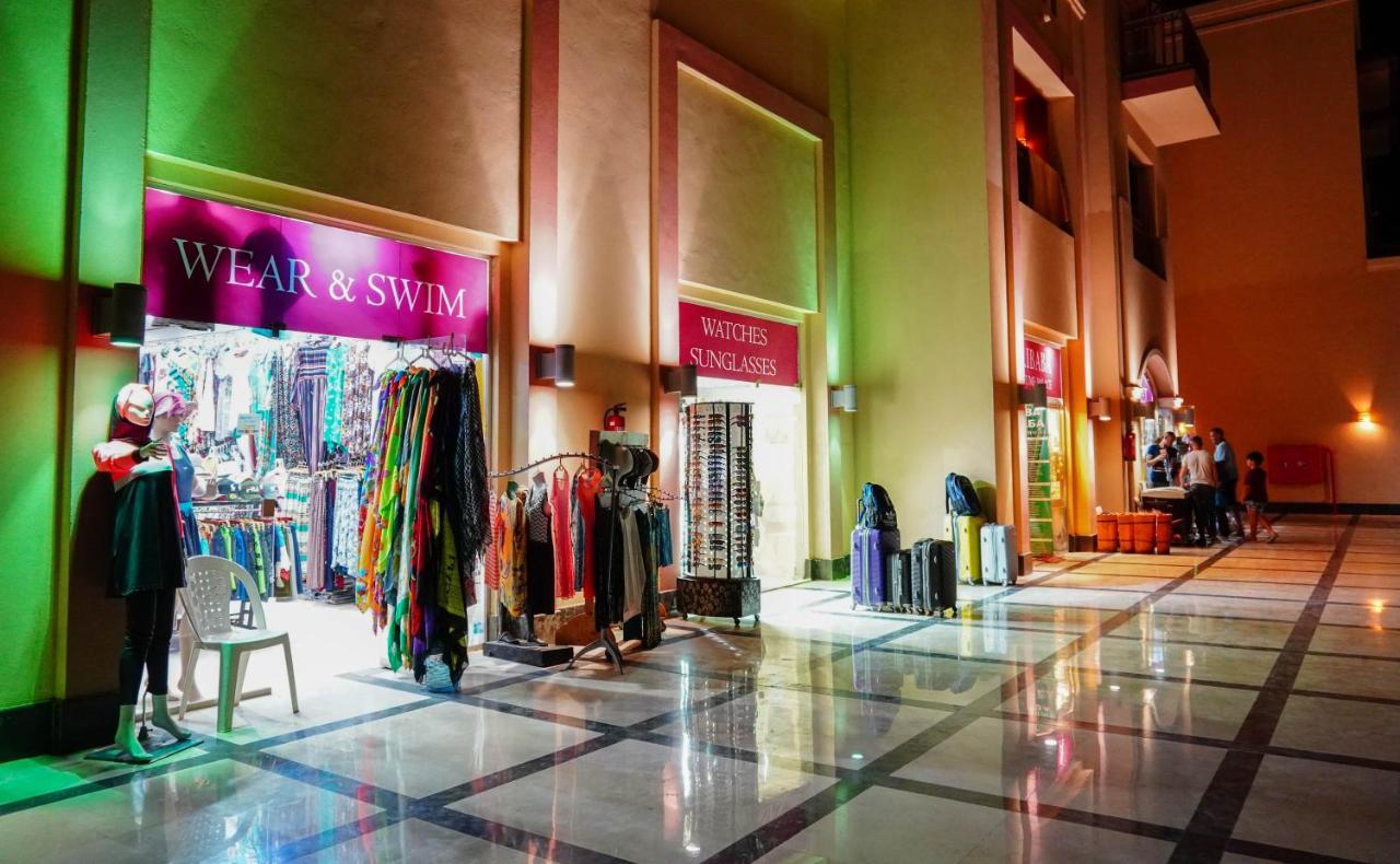 فندق Charmillion Club Aquapark شرم الشيخ المظهر الخارجي الصورة The interior of the mall