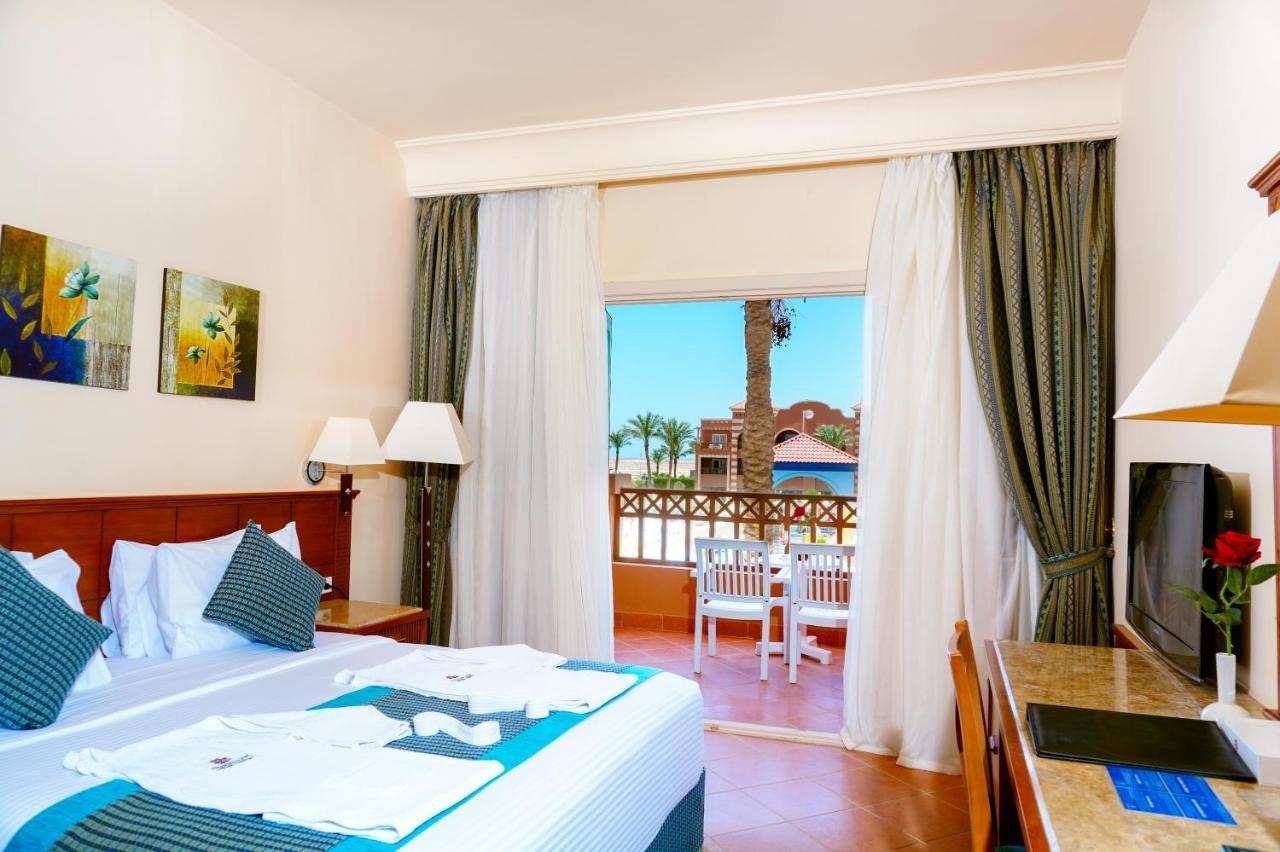 فندق Charmillion Club Aquapark شرم الشيخ الغرفة الصورة A room at the hotel