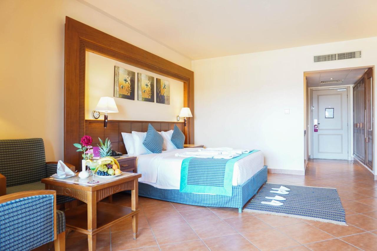 فندق Charmillion Club Aquapark شرم الشيخ الغرفة الصورة A room at the Hilton Sharm El Sheikh