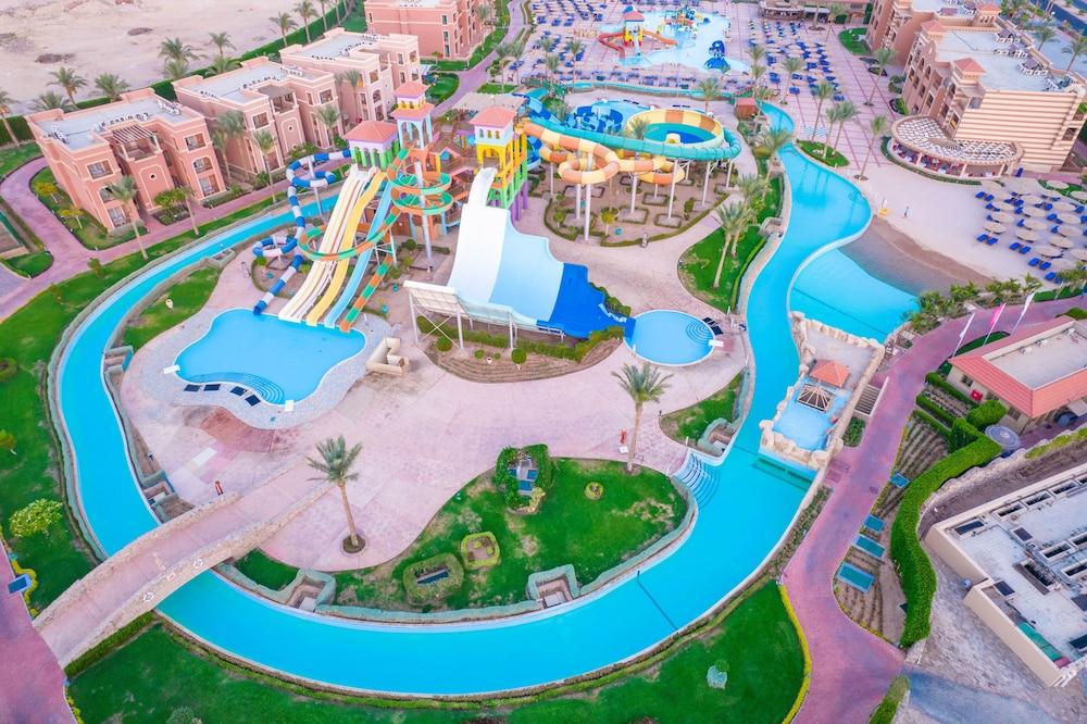 فندق Charmillion Club Aquapark شرم الشيخ المظهر الخارجي الصورة Aerial view of the park