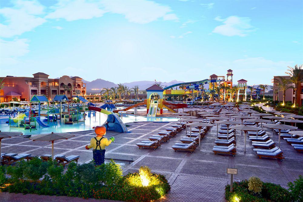 فندق Charmillion Club Aquapark شرم الشيخ المظهر الخارجي الصورة The water park at the Hilton Luxor Resort