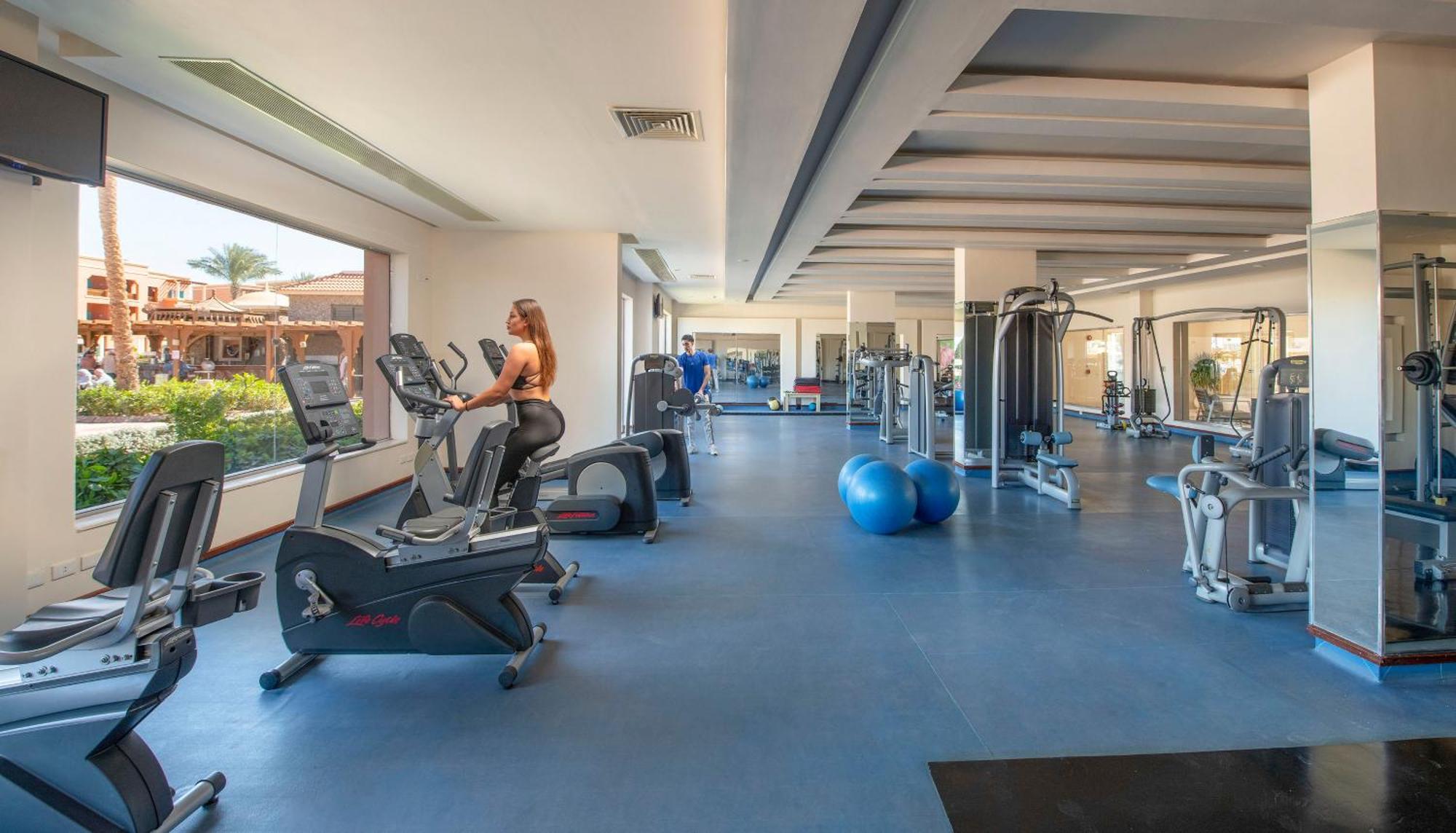 فندق Charmillion Club Aquapark شرم الشيخ المظهر الخارجي الصورة The gym at the hotel